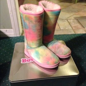 Reserved! Tie die ugg inspired boots!