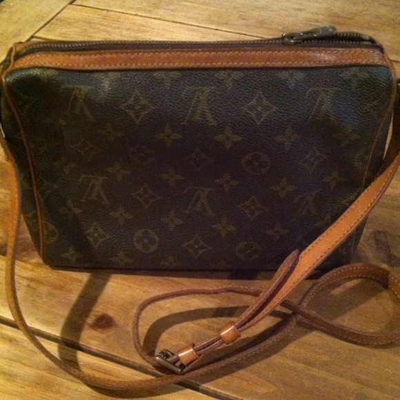Authentic vintage Louis Vuitton purse