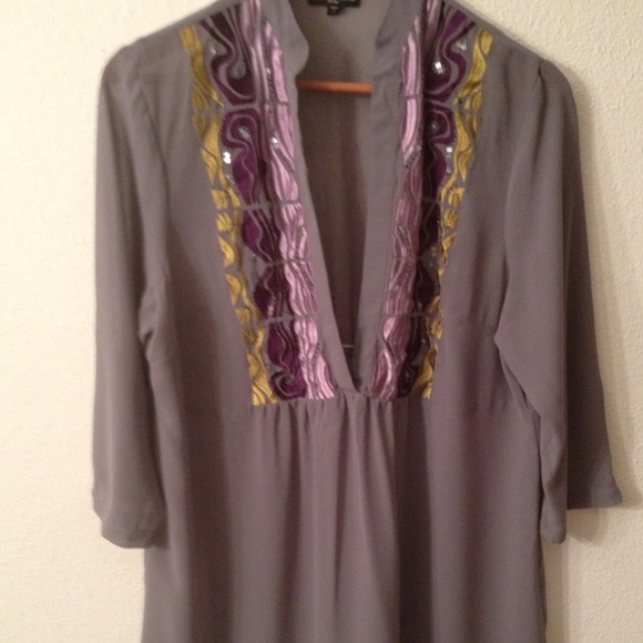 📍📍Sold📍📍Sheer grey tunic dress size large