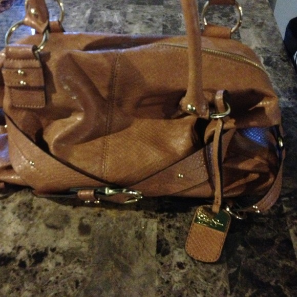 Jessica Simpson tan satchel