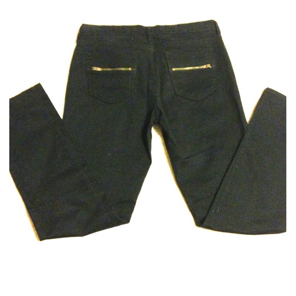 Black GAP Premium Skinny Jean with Zipper Detail