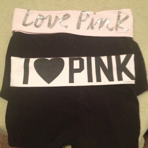 💥Reserved💥Bundle of VS yoga shorts& jacket!