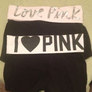 💥Reserved💥Bundle of VS yoga shorts& jacket!