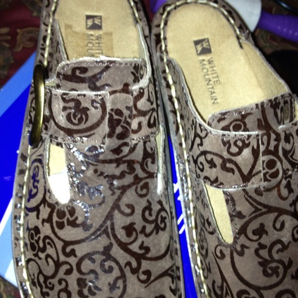 SOLD - Picture 2 of 3