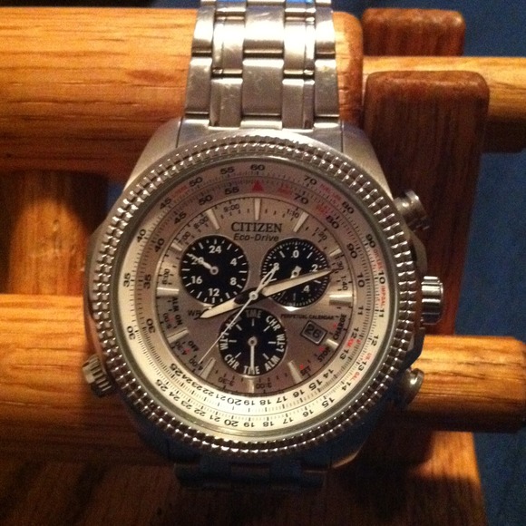 Sold - Picture 2 of 4