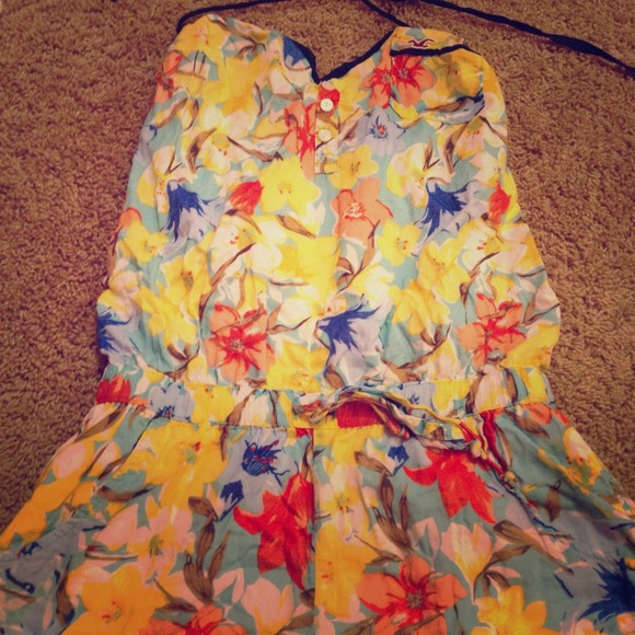 🎀REDUCEDHollister floral romper