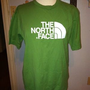 NWOT North Face T