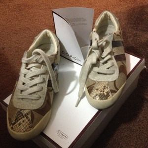Coach sneakers size 5 1/2