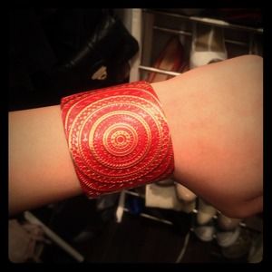 Cuff Bracelet (Red/Gold)