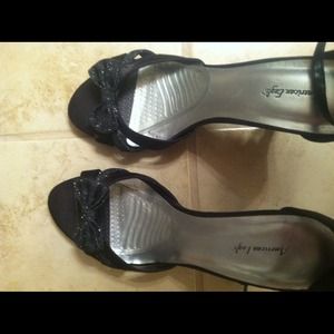 Adorable black sparkly heels