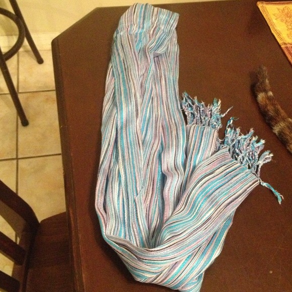 Blue stripped scarf