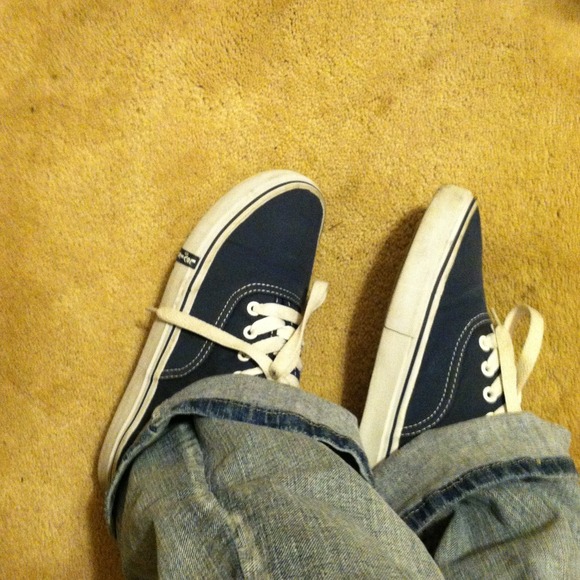 Shoes - Picture 3 of 3