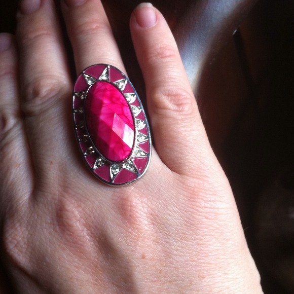 🌟HPx2🌟Aztec design ring pink &silver adjustable - Picture 2 of 2