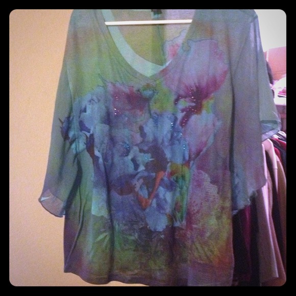 SOLD in bundle Westbound Woman 2x shirt