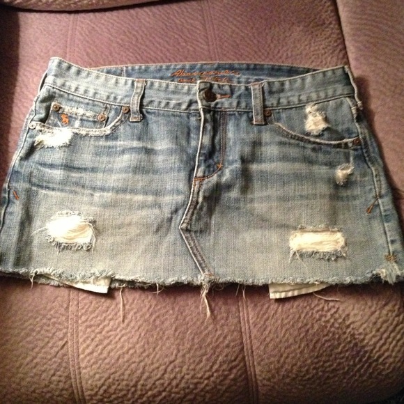 Abercrombie denim skirt Size 4