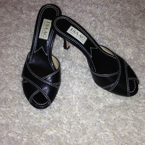 Isaac Mizrahi peep toe heel size 6.5