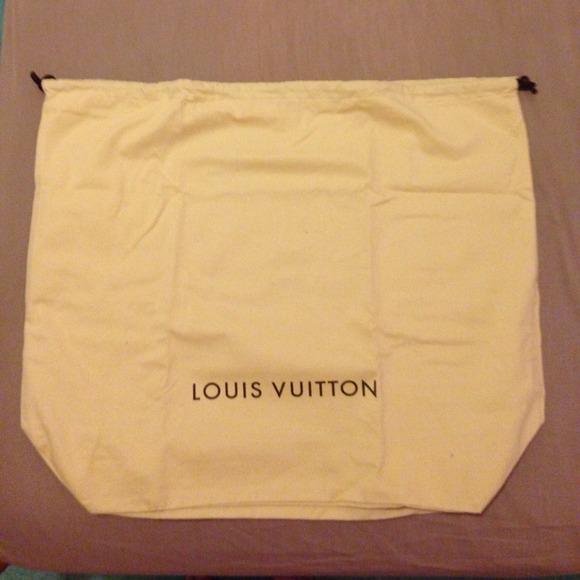 ⛔SOLD⛔LV Dust Bags
