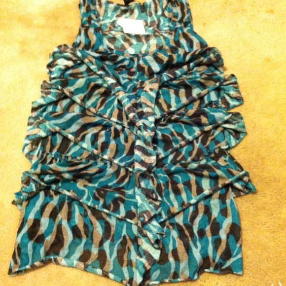 Shirt - Picture 2 of 3