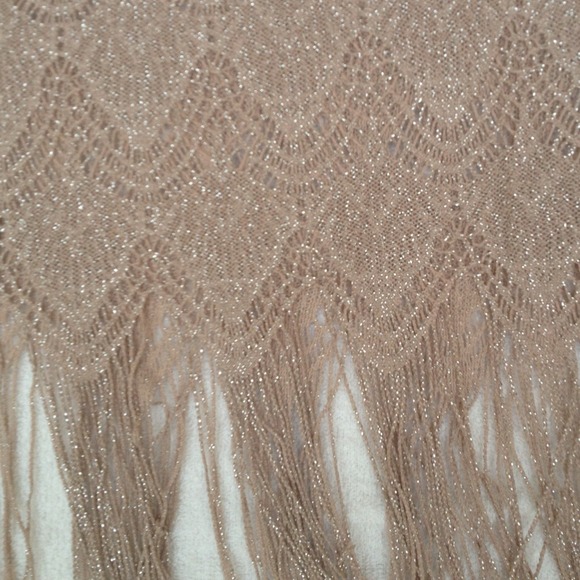 ❌TRADED❌Dusty rose metallic fringe crop top - Picture 2 of 3