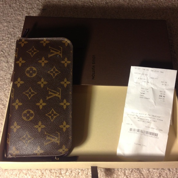 Authentic Louis Vuitton monogram Purse
