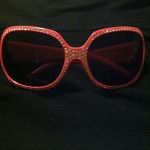 Glamorous hot pink studded shades