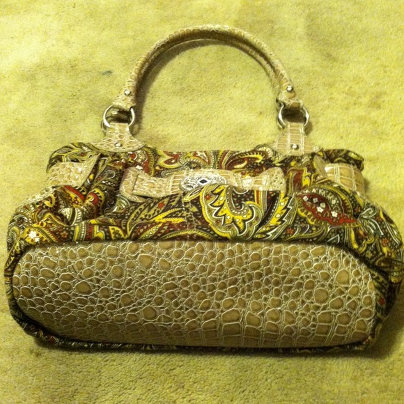Purse - Picture 2 of 3