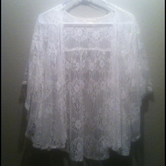 🚫🚫🚫SOLD🚫🚫🚫Lace Cover-Over