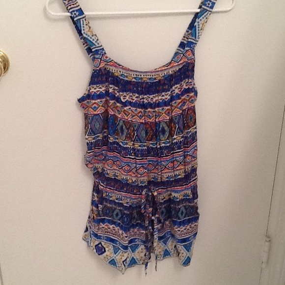 Tribal-Inspired Tunic - Picture 1 of 4