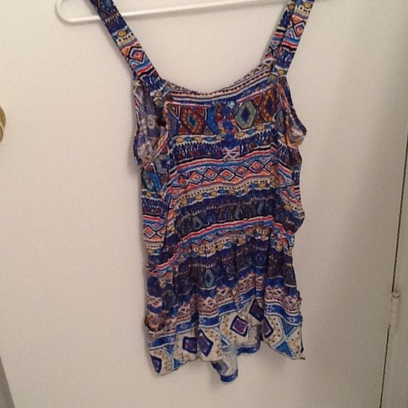 Tribal-Inspired Tunic - Picture 2 of 4
