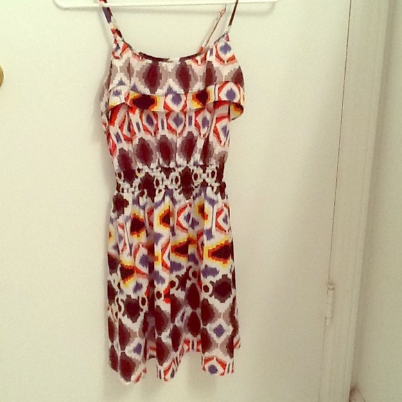 Summery Patterned Dress - Picture 1 of 4