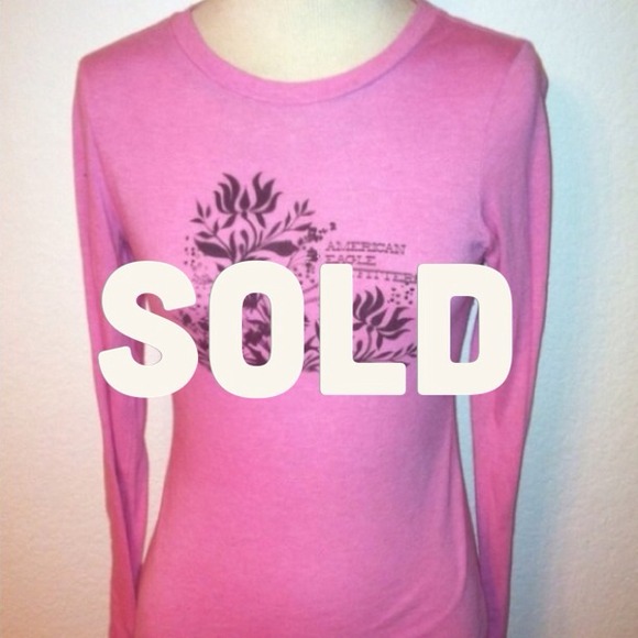 American Eagle Outfitters Tops - American Eagle Sz M Sparkle long sleeve shirt top