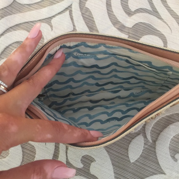 Authentic Coach Clutch! - Picture 4 of 4