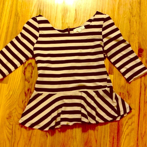 ❤SOLD❤⚡Striped peplum top⚡