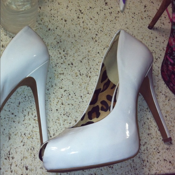 Jessica Simpson Shoes - White High heels(peeptoe)