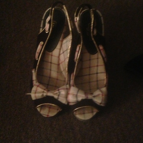 Coach wedge