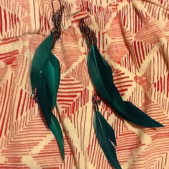 Billabong Dress, cuff, green feather earrings - Picture 2 of 3