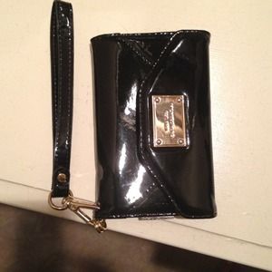 Michael Kors patent leather wristlet for iPhone 4.