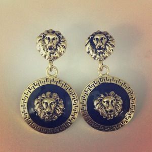 Bundle! Shirt earrings