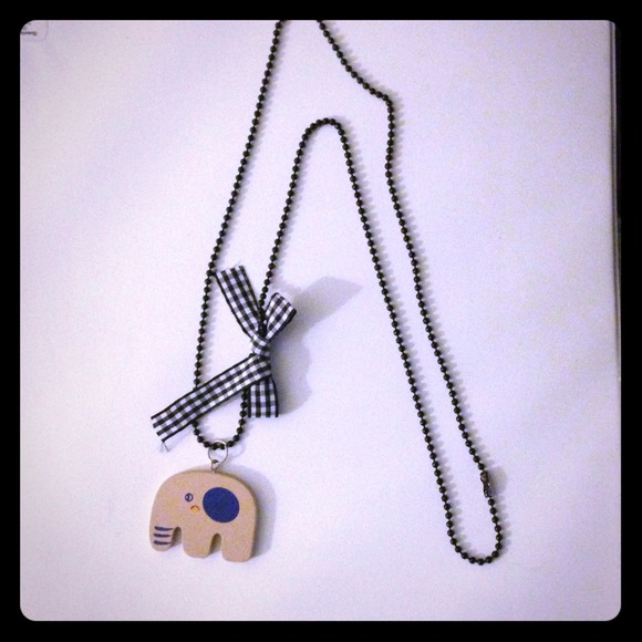 Elephant necklace