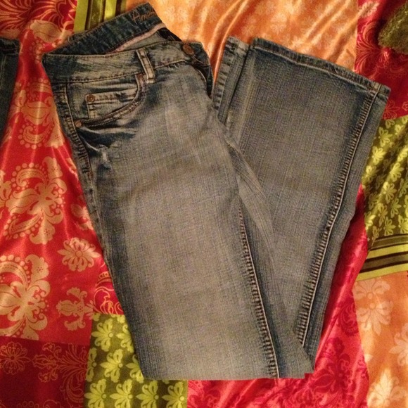 Bell bottom jeans 😊