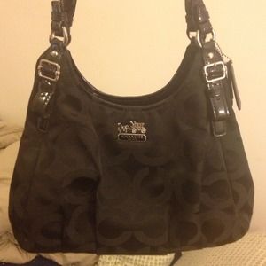 Madison Op Art Sateen Maggie Coach Handbag 😁👜