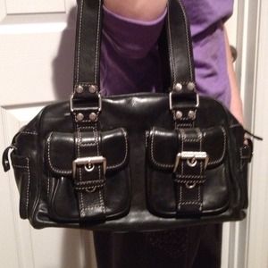 Michael Kors black leather bag 🚫🚫🚫🚫on hold