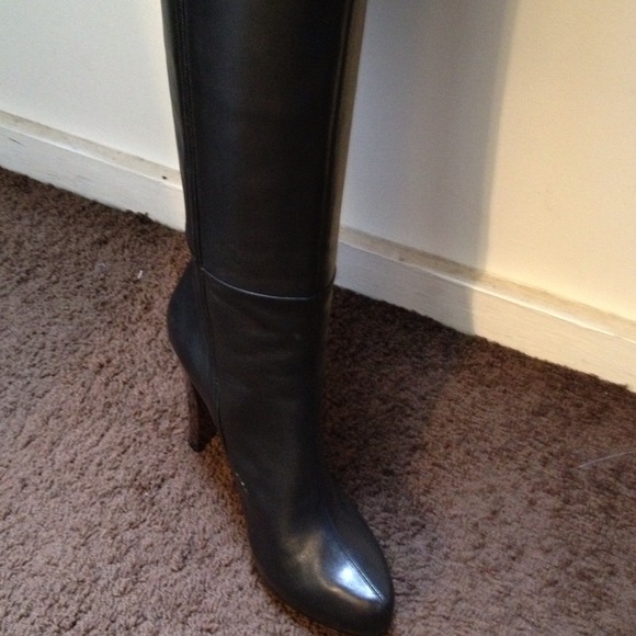 SAINT LAURENT Julia leather over-the-knee boots | NET-A-PORTER Black leather over the knee boots