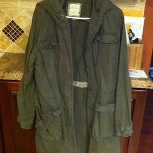 Kacki green with hood coat