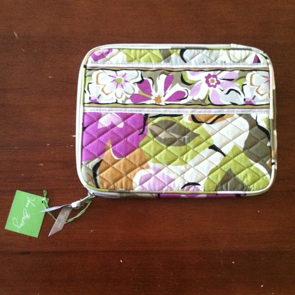 ⭐REDUCED⭐Vera Bradley tablet sleeve