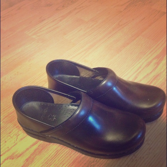 Dansko clogs, brown, 39