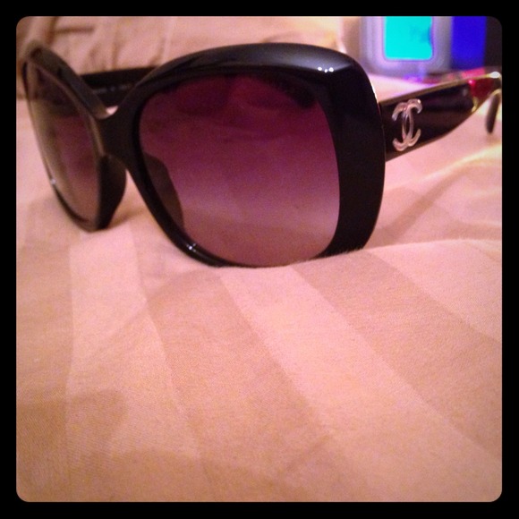 Real Chanel sunglasses