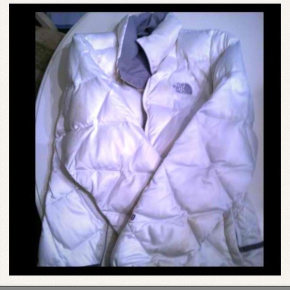 White winter north face size medium women's