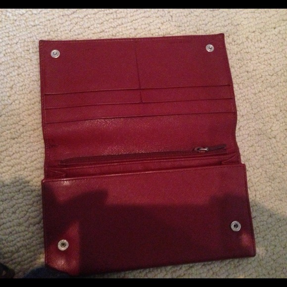 Prada wallet - Picture 2 of 2