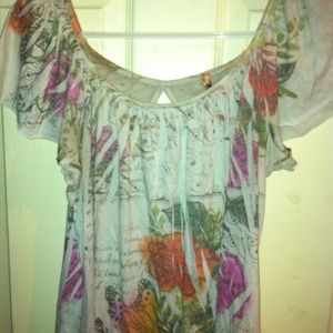 Sleeves top with shoulder cover